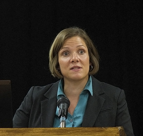 Dr. Danielle Hansen